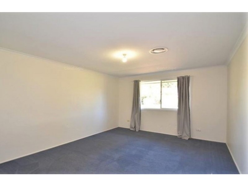 11 Regent Street, Darling Heights QLD 4350