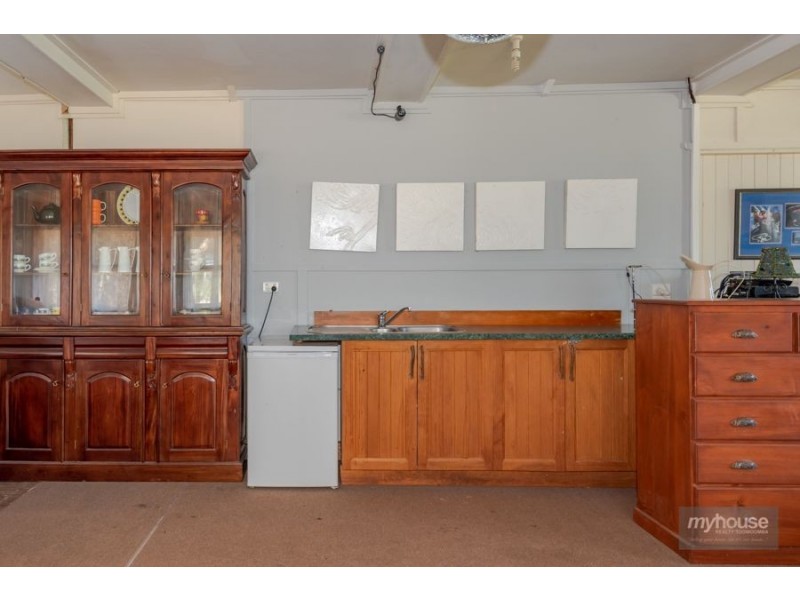 83 Donovan Road, Cabarlah QLD 4352