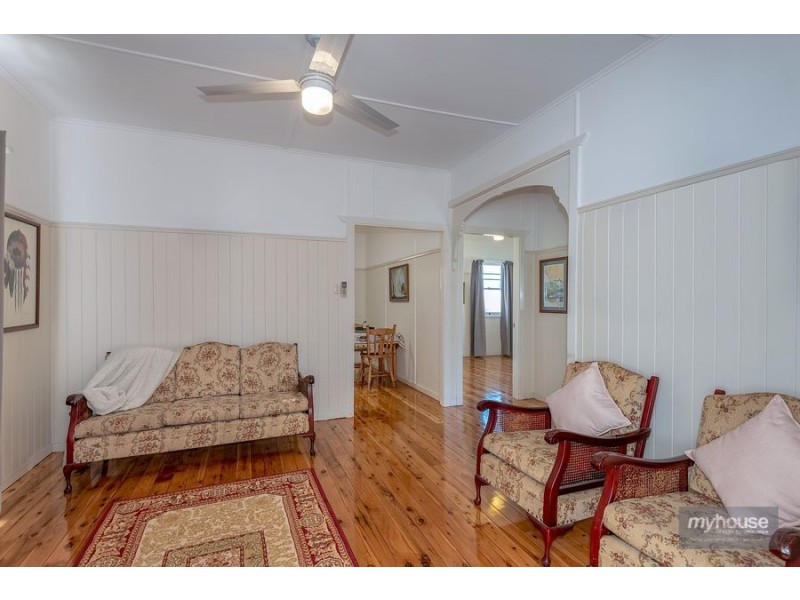 2 First Avenue, Harristown QLD 4350