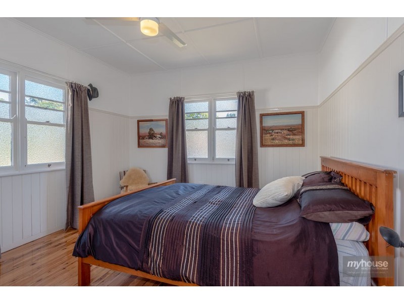 2 First Avenue, Harristown QLD 4350