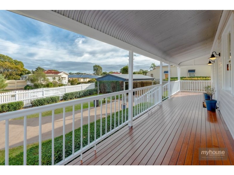 16 Kenilworth Street, North Toowoomba QLD 4350