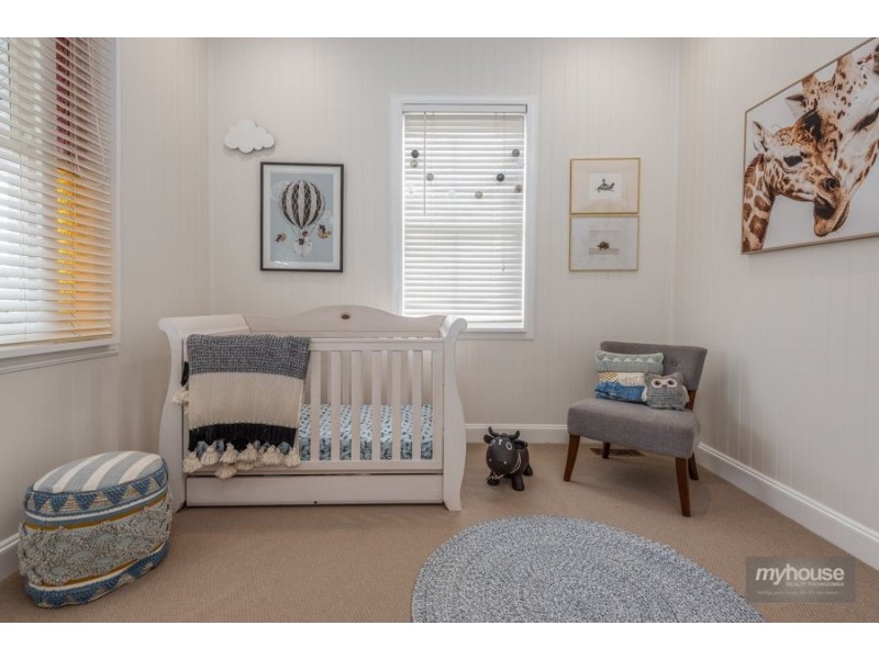 16 Kenilworth Street, North Toowoomba QLD 4350