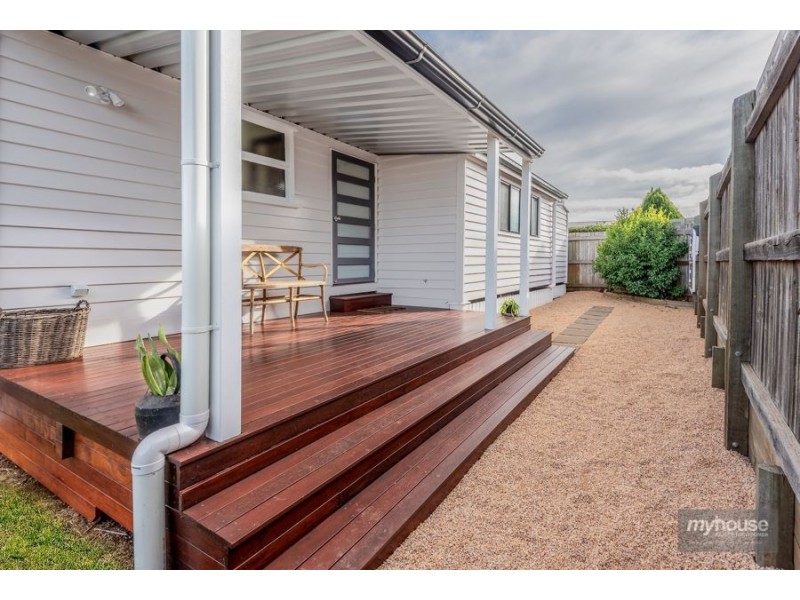 16 Kenilworth Street, North Toowoomba QLD 4350