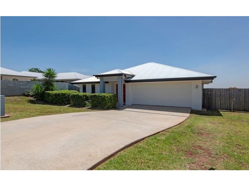1 Honeyeater Drive, Highfields QLD 4352