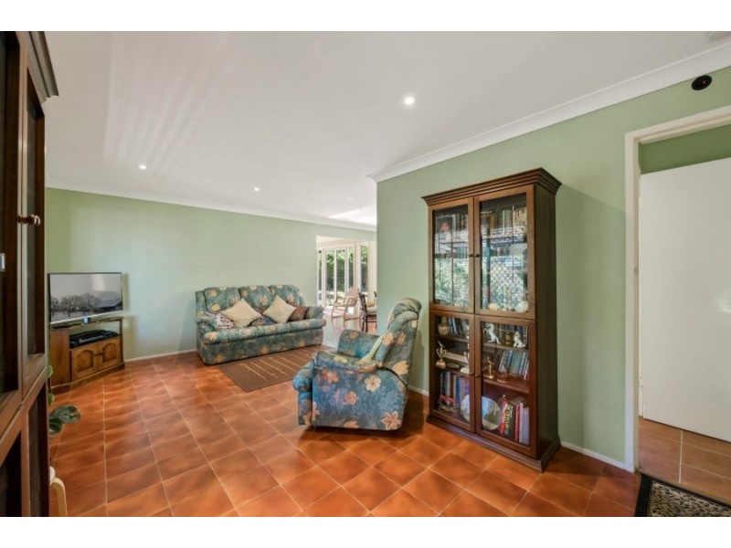 8 Redlands Drive, Gowrie Junction QLD 4352