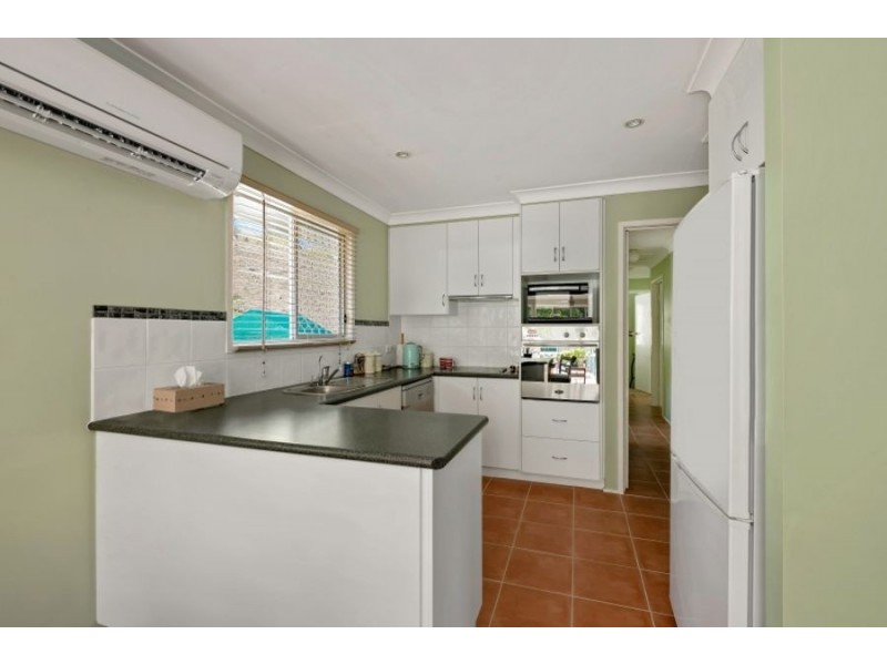 8 Redlands Drive, Gowrie Junction QLD 4352