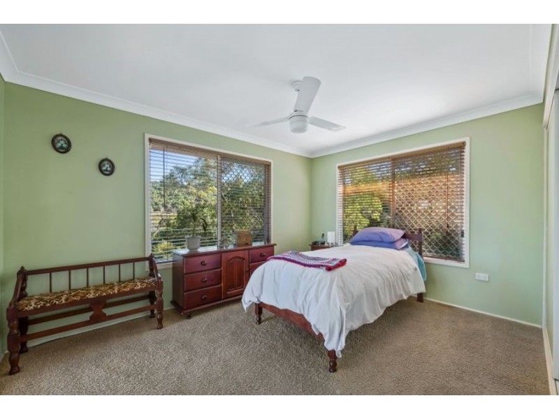 8 Redlands Drive, Gowrie Junction QLD 4352