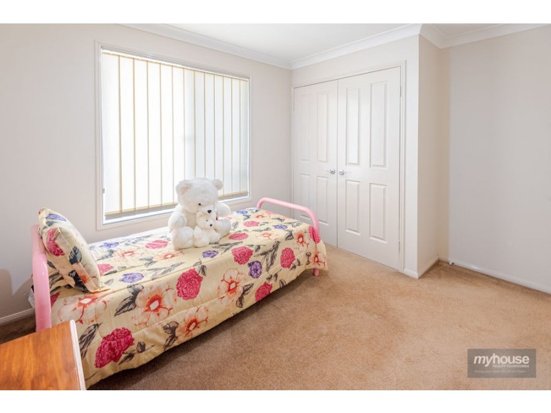 152 Tor Street, Rockville QLD 4350