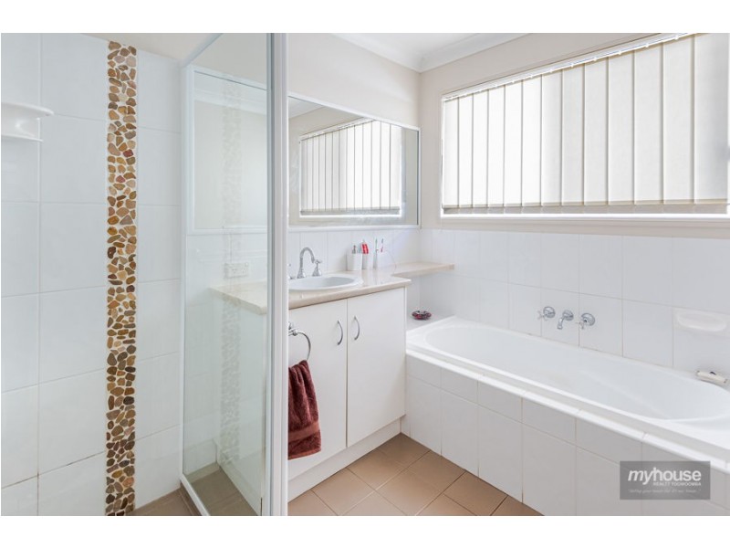 152 Tor Street, Rockville QLD 4350