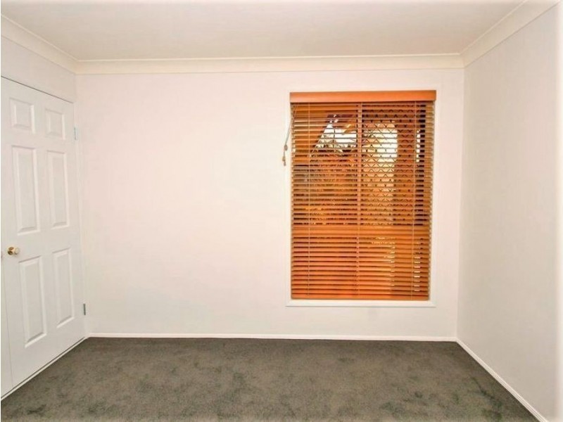 24 Hoepper Street, Kearneys Spring QLD 4350