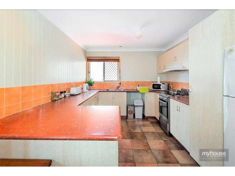 1/6 Canning Street, Drayton QLD 4350