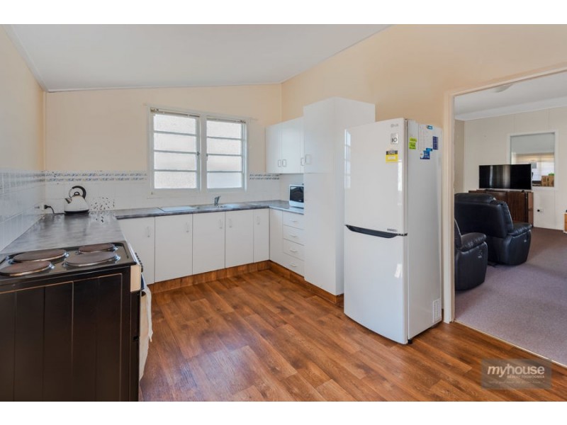 17 Colvin Street, Drayton QLD 4350