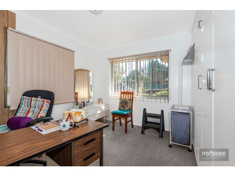 54 Pascoe Lane, Harlaxton QLD 4350