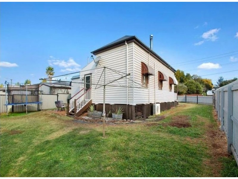 183 Taylor Street, Wilsonton QLD 4350