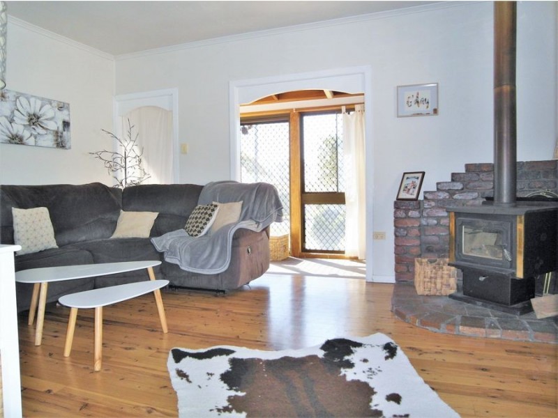 36 Weetwood Street, Newtown QLD 4350