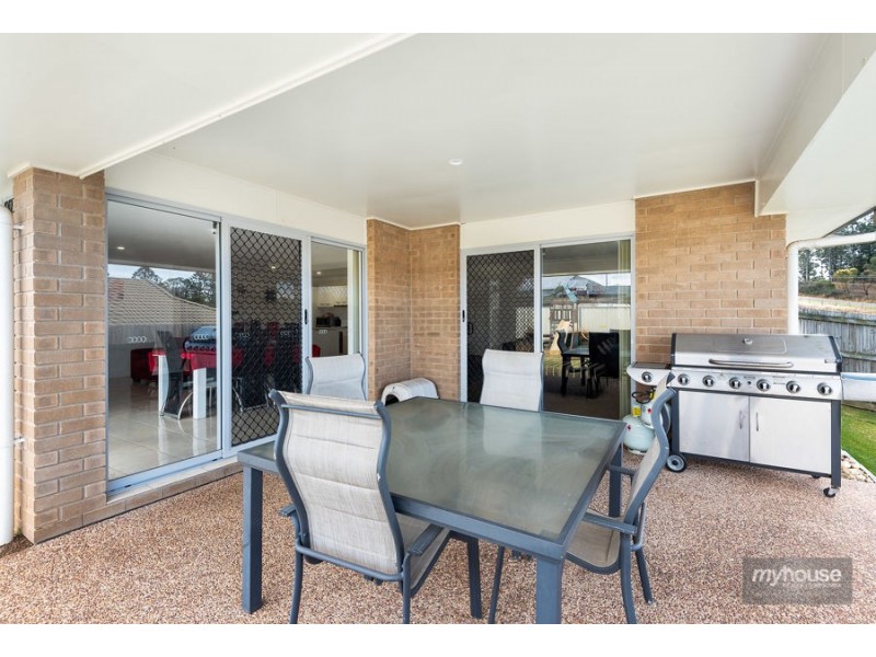 10 Alpine Court, Cranley QLD 4350