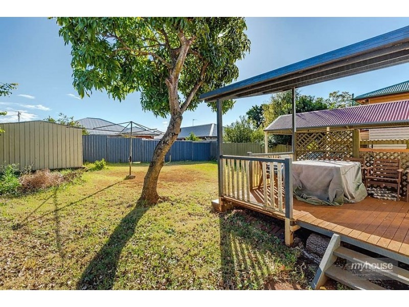 41 West Street, Newtown QLD 4350