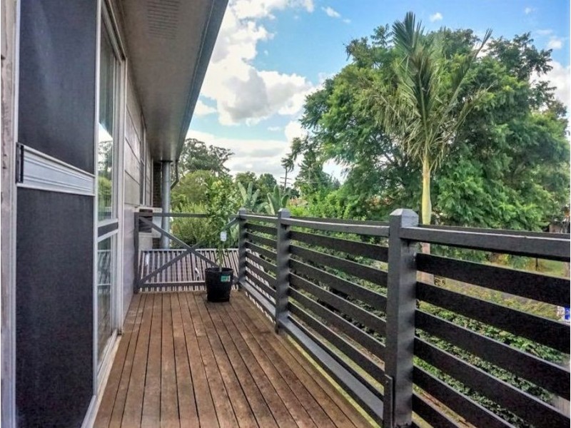 5 Talinga Street, Mount Lofty QLD 4350