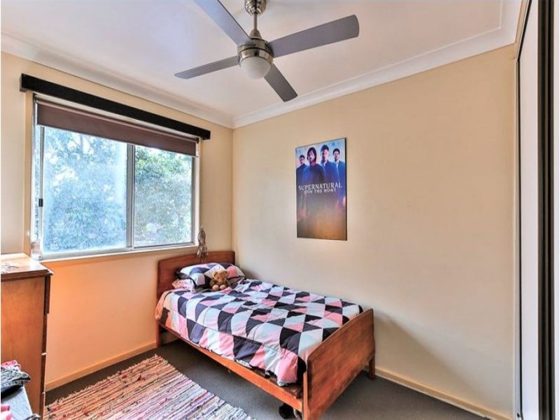 5 Talinga Street, Mount Lofty QLD 4350