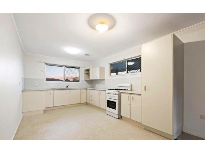 3 Dignan Court, Harristown QLD 4350