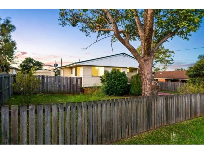 3 Dignan Court, Harristown QLD 4350