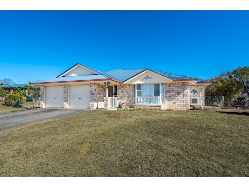 10 Parklea Drive, Placid Hills QLD 4343