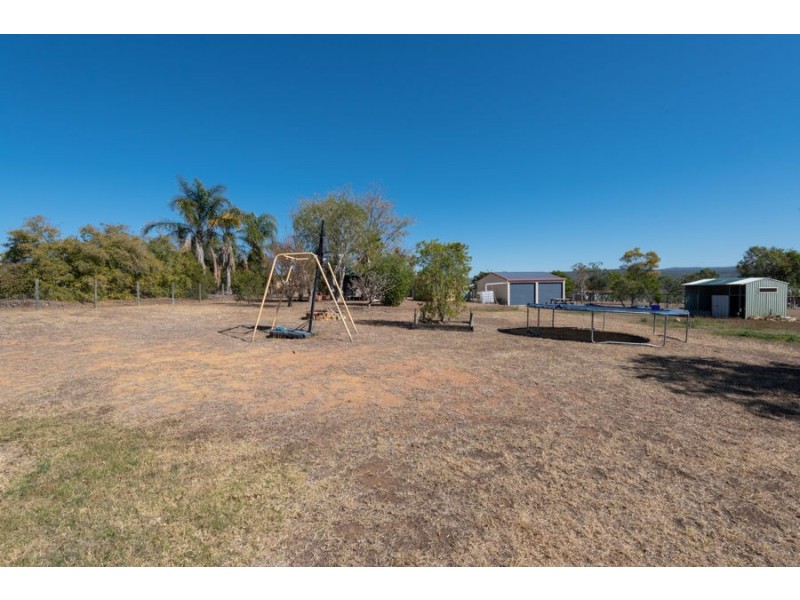 10 Parklea Drive, Placid Hills QLD 4343