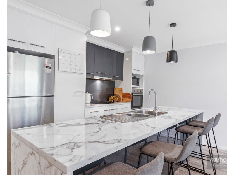 29 Alistair Court, Glenvale QLD 4350