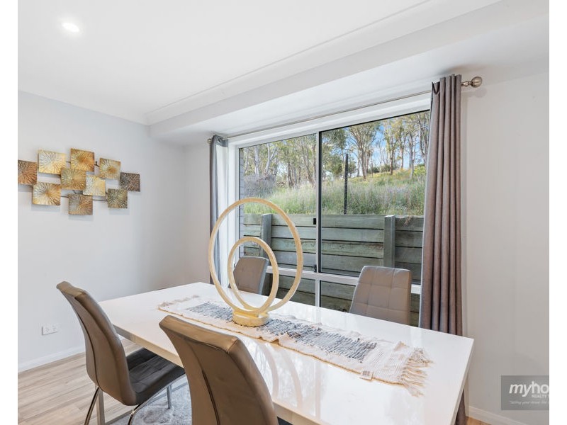 29 Alistair Court, Glenvale QLD 4350