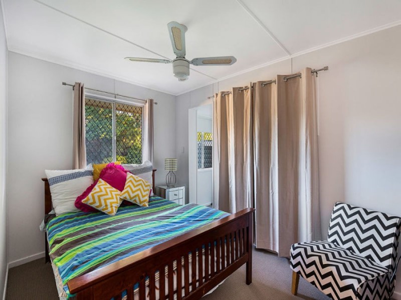 2 Shennan Street, Harristown QLD 4350