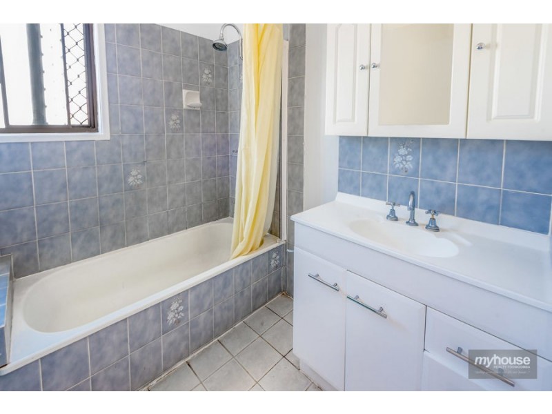 5 Short Street, Cambooya QLD 4358