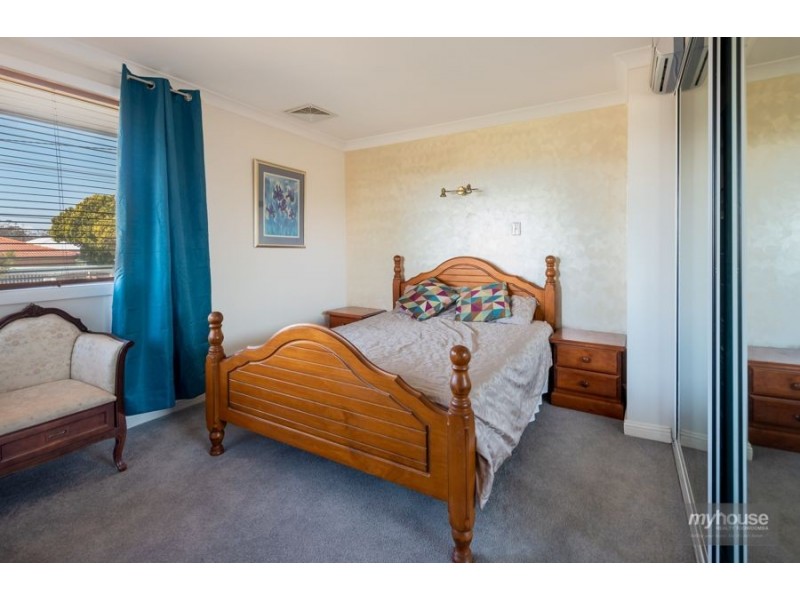 15 Skehan Street, Centenary Heights QLD 4350