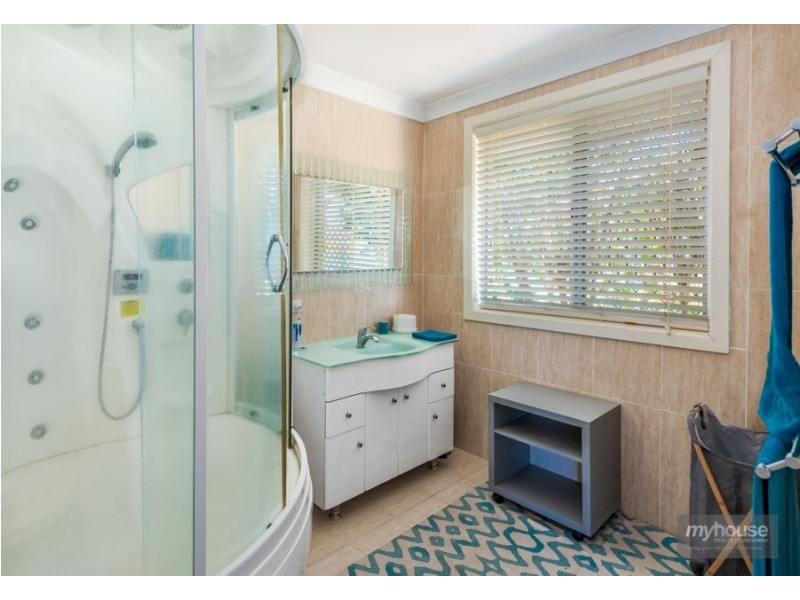 15 Skehan Street, Centenary Heights QLD 4350