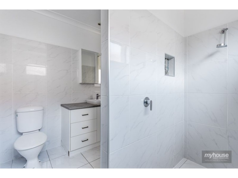 5 Baynes Street, Harristown QLD 4350