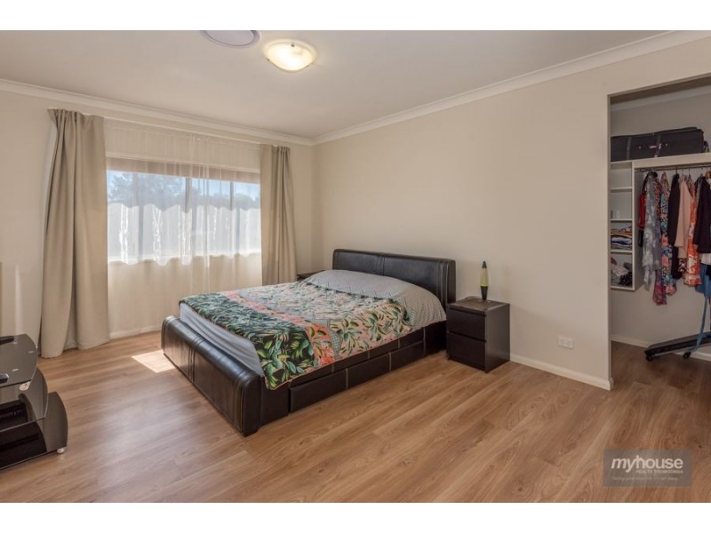 5 Dolleys Road, Withcott QLD 4352