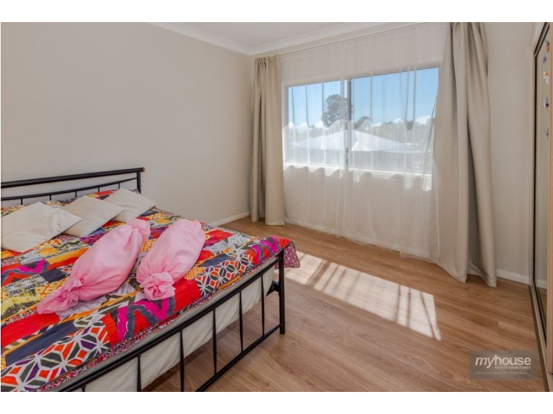 5 Dolleys Road, Withcott QLD 4352