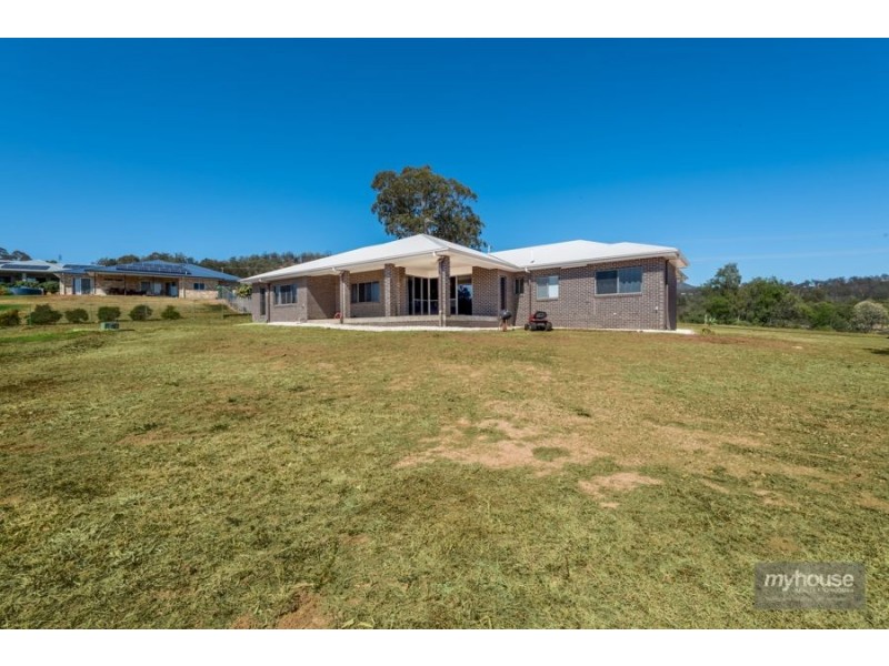 5 Dolleys Road, Withcott QLD 4352