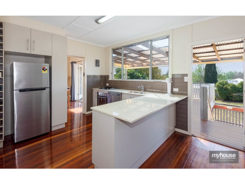 6 Schloss Street, Centenary Heights QLD 4350