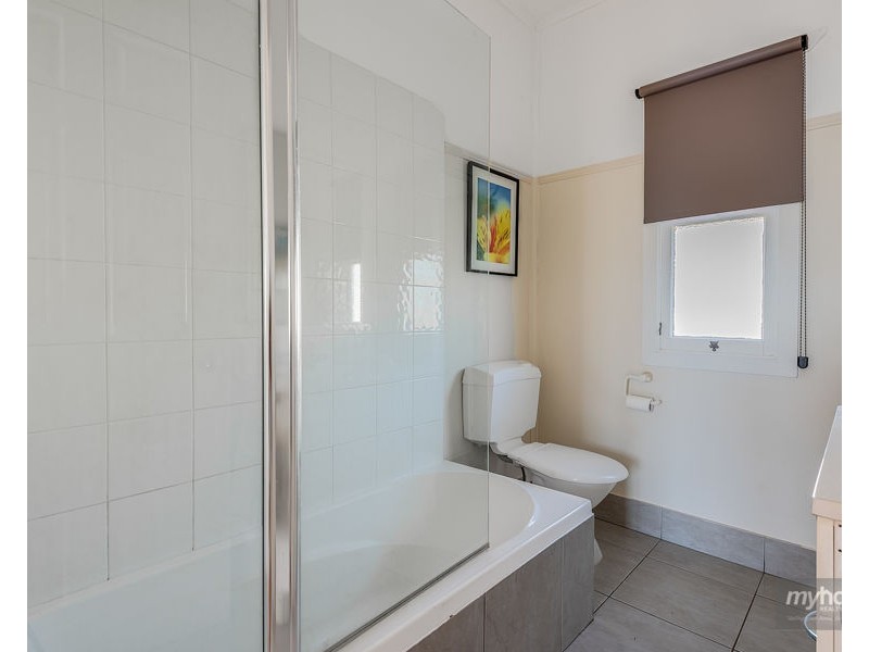 2 First Avenue, Harristown QLD 4350