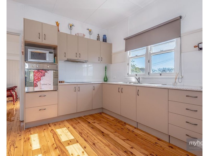 2 First Avenue, Harristown QLD 4350