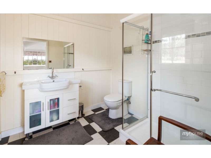 32 Happy Valley Road, Cabarlah QLD 4352