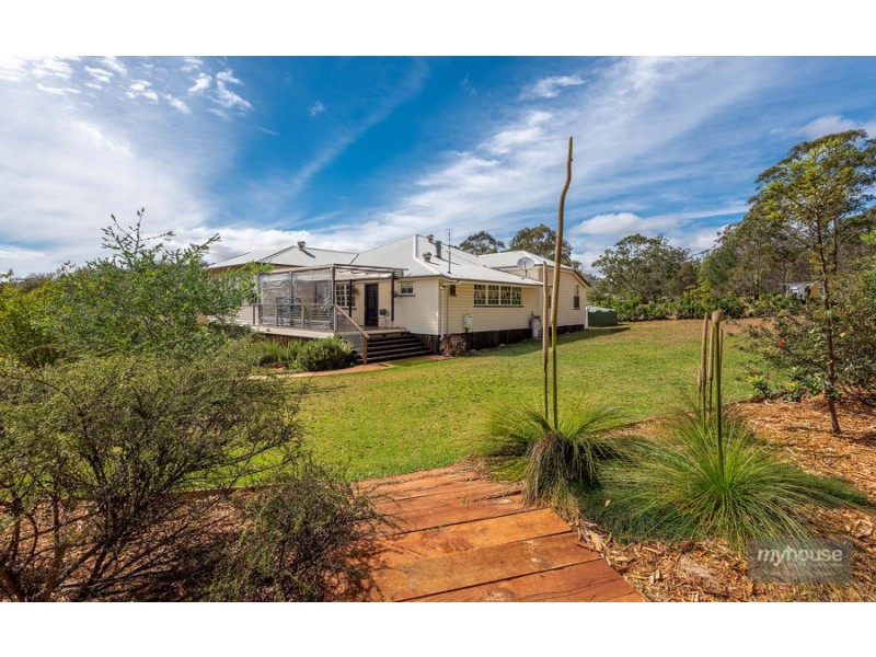 32 Happy Valley Road, Cabarlah QLD 4352