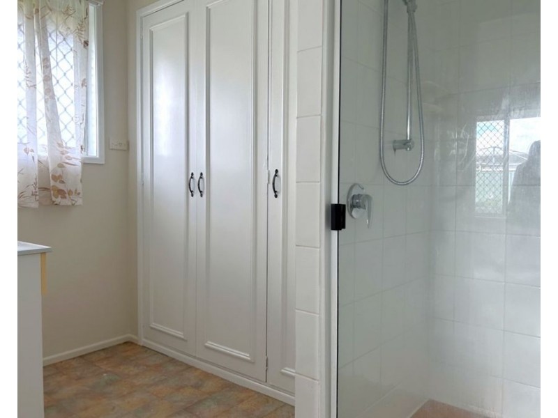 16 Bennett Street, Wilsonton QLD 4350