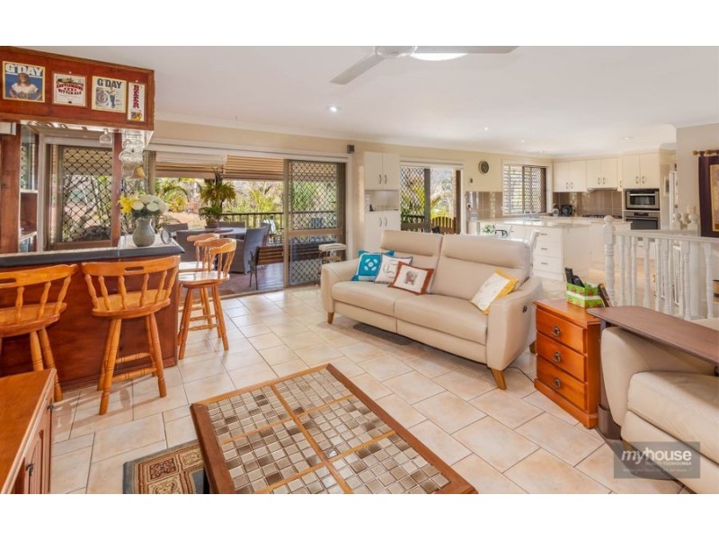 19 Elizabeth Street, Withcott QLD 4352