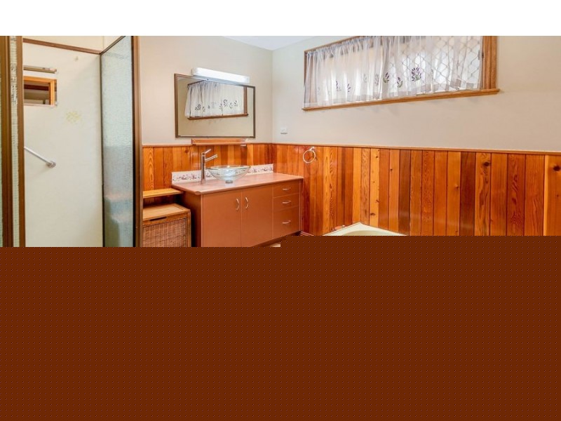 19 Elizabeth Street, Withcott QLD 4352