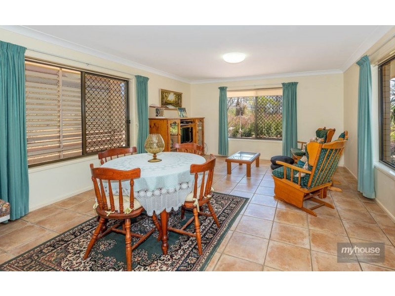 19 Elizabeth Street, Withcott QLD 4352