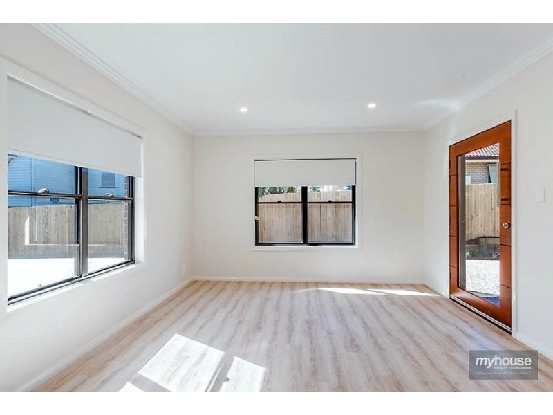 192a South Street, Centenary Heights QLD 4350