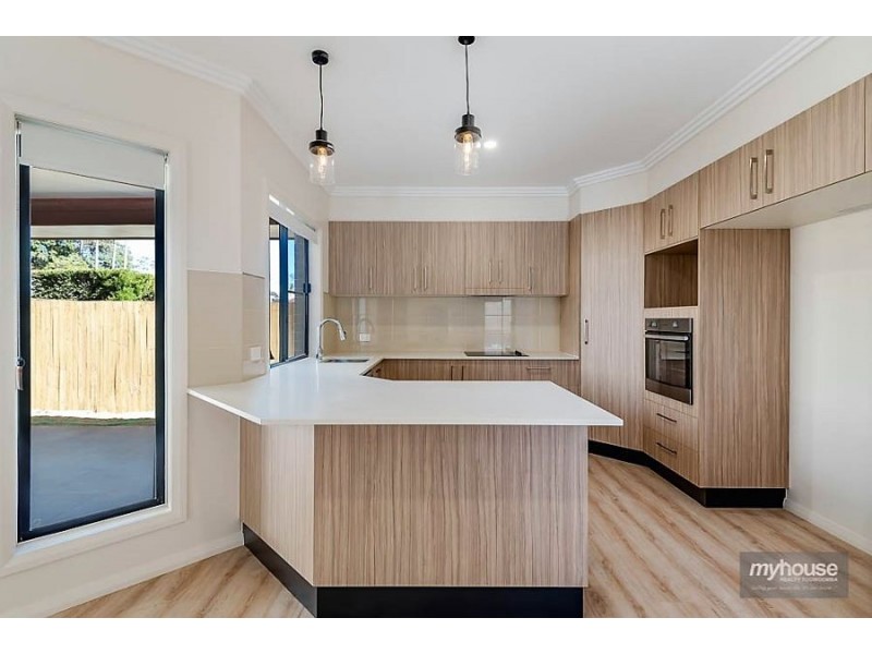 192a South Street, Centenary Heights QLD 4350