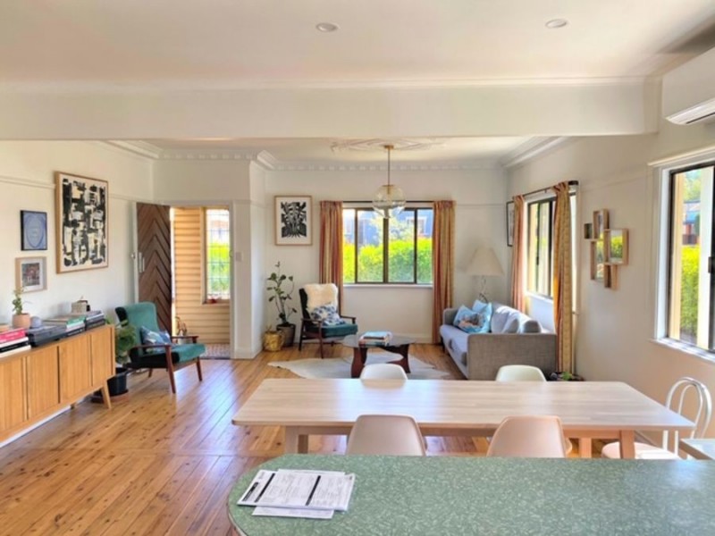 123 Hill Street, Newtown QLD 4350