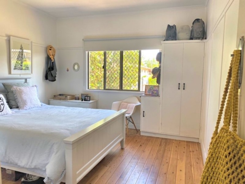 123 Hill Street, Newtown QLD 4350